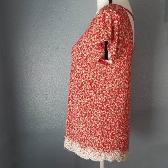 Floral Strap back blouse - Picture 5 of 8